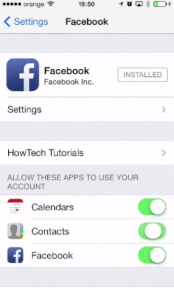 choosing which elements of Facebook you want to sync with iPhone running on iOS 7