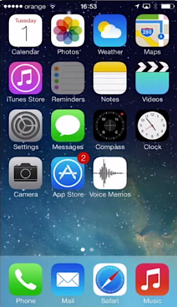 opening  „Reminders” app on iPhone running on iOS 7