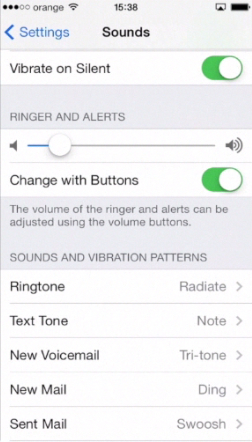 minimazing the call volume  on iPhone running on iOS 7